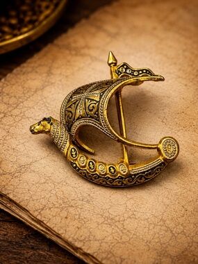 Vintage Gold Black‎ Viking Ship Brooch Damascene Style OS